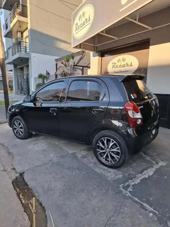 Toyota Etios 1.5 Platinum At 2017 - foto 5