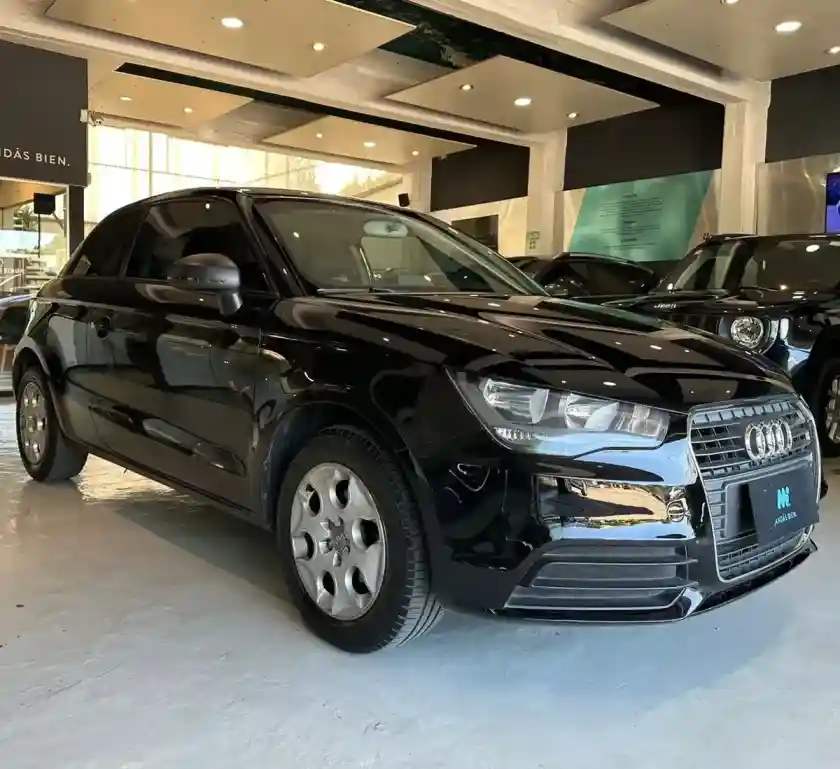 Audi A1 1.2 Turbo Atracttion 2014 - foto 1