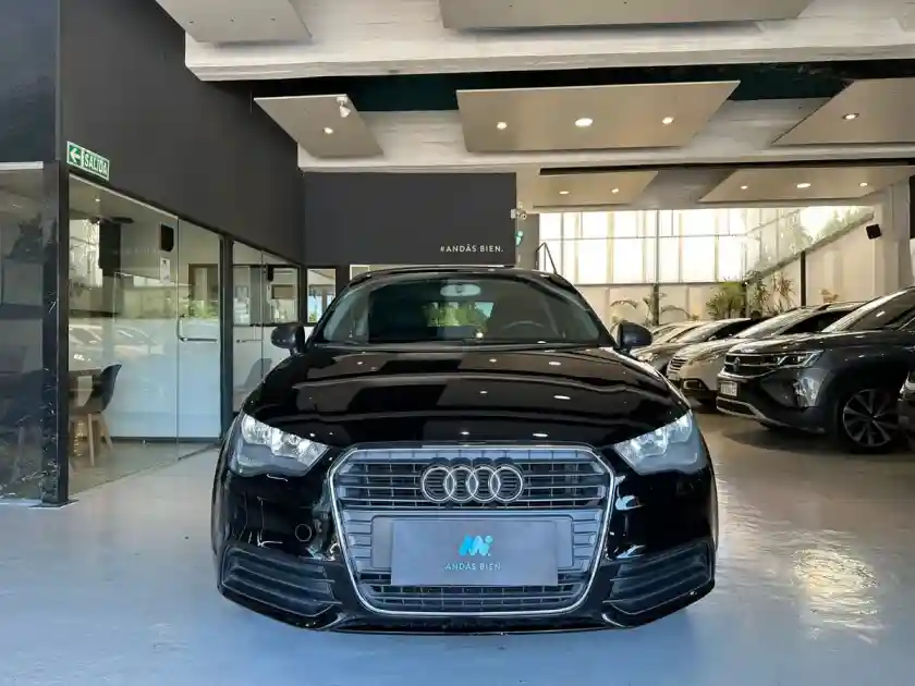 Audi A1 1.2 Turbo Atracttion 2014 - foto 2