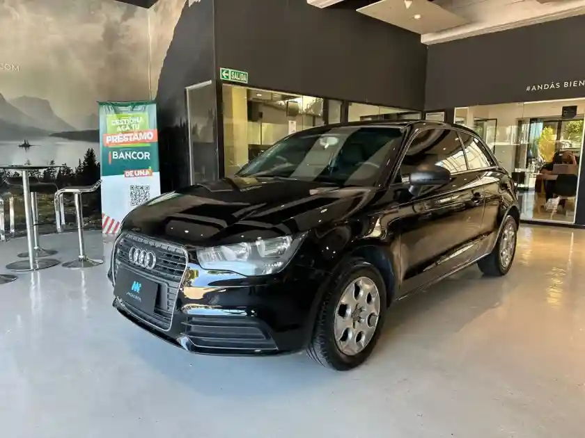 Audi A1 1.2 Turbo Atracttion 2014 - foto 3