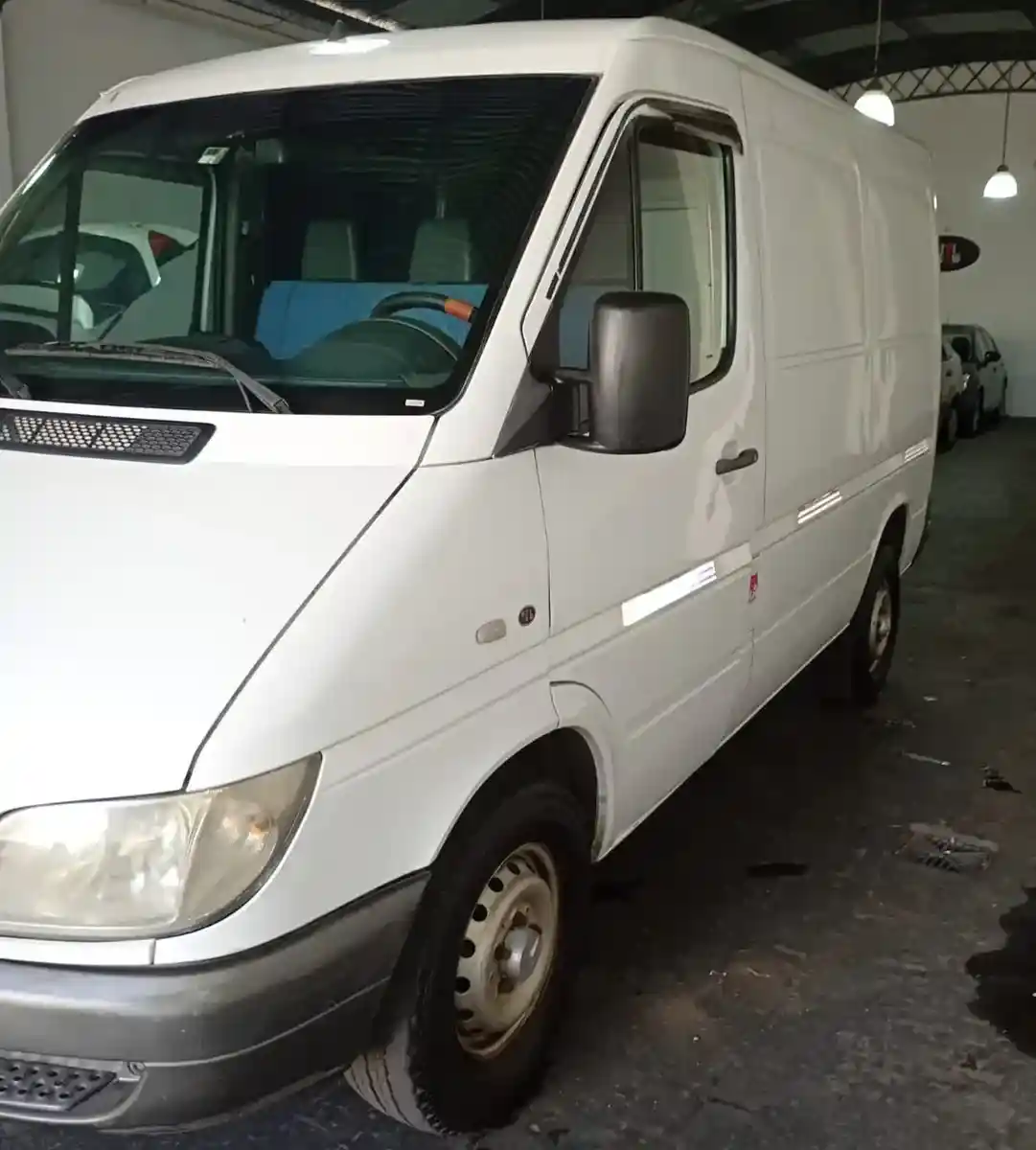 Mercedes-Benz Sprinter 2.1 313 Furgon 3000 V1 Sin Airbag 2009 - foto 3