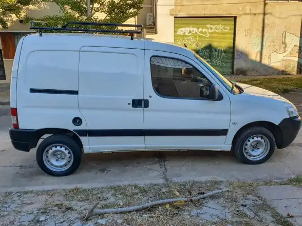 Citroën Berlingo Furgon 1.6 Hdi 92 Bussines 2018 - foto 5