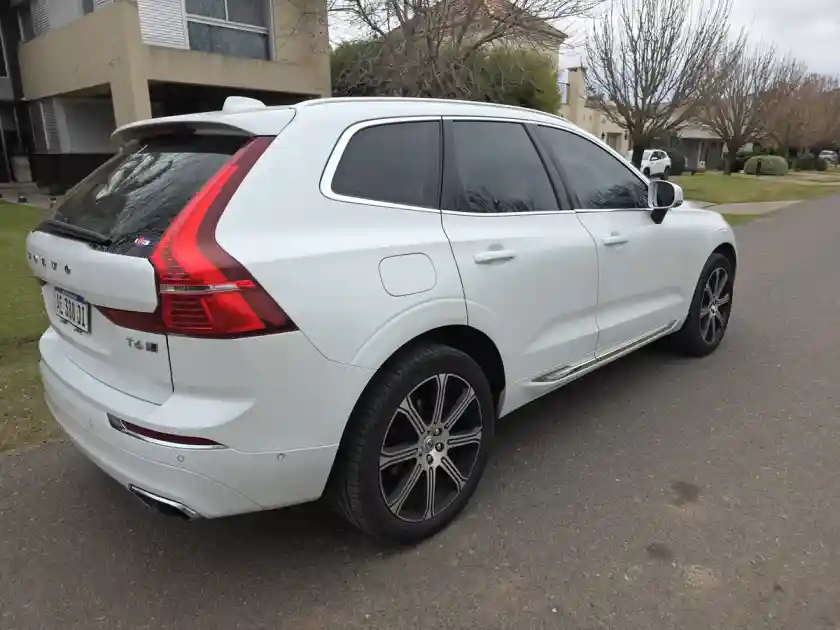 Volvo Xc60 2.0 T6 Inscription 2020 - foto 5