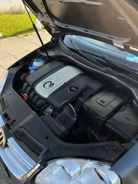 Volkswagen Vento 2.5 Luxury Wood Tiptronc 2008 - foto 4