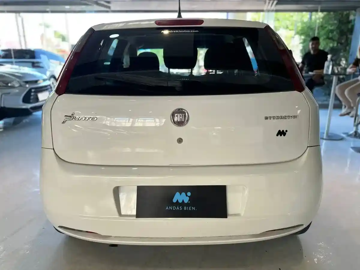 Fiat Punto 1.4 Attractive 2012 - foto 2