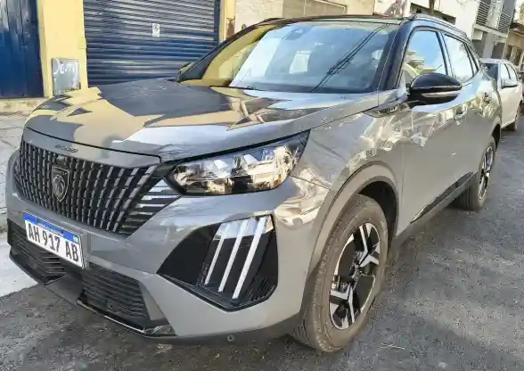 Peugeot 2008 1.0T Gt 2025 - foto 1