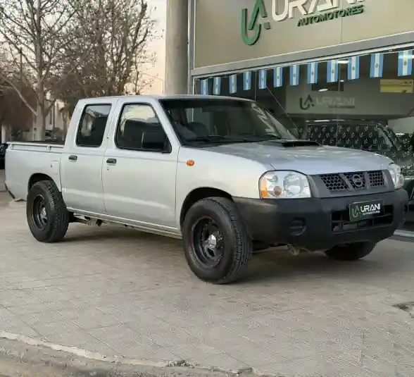 Nissan Np300 2.5 Cabina Doble 133Cv 4X2 2011 - foto 3