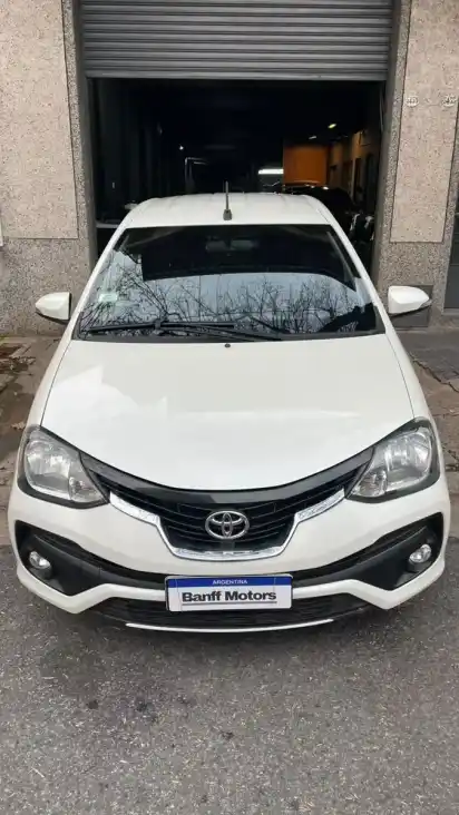 Toyota Etios 1.5 Platinum At 2019 - foto 2