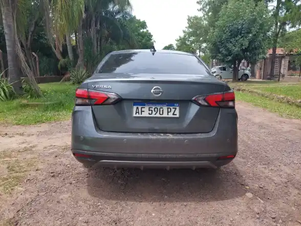 Nissan Versa 1.6 Exclusive Cvt 2022 - foto 3