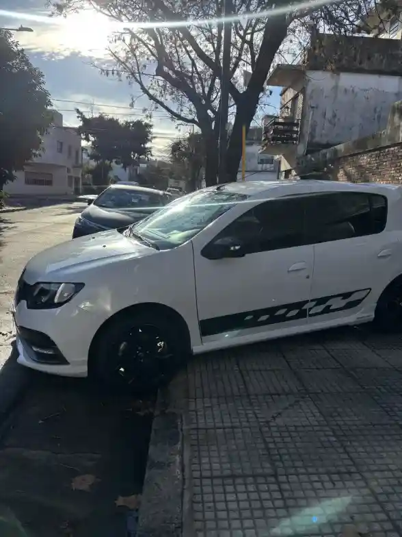 Renault Sandero 2.0 Rs 145Cv 2019 - foto 2