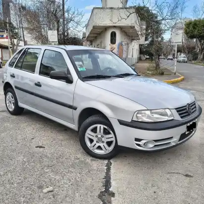 Volkswagen Gol 1.6 I Comfortline 60A 2006 - foto 1