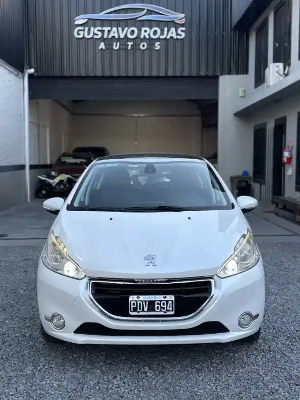 Peugeot 208 1.6 Feline Pack Cuir 2015 - foto 2