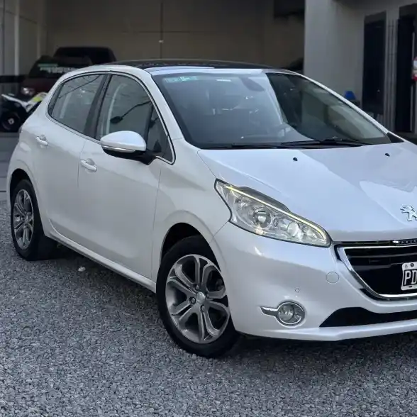 Peugeot 208 1.6 Feline Pack Cuir 2015 - foto 3
