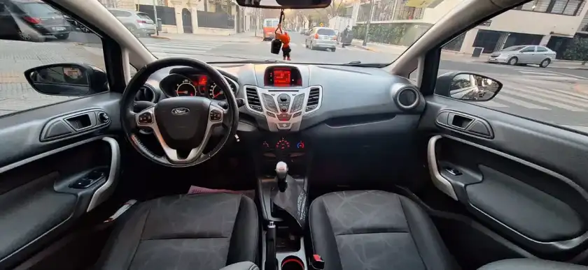 Ford Fiesta Kinetic 1.6 Titanium 120Cv 2013 - foto 5