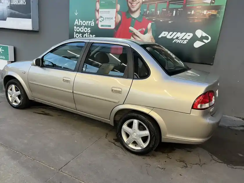 Chevrolet Classic 1.4 Lt Spirit Pack 2013 - foto 3