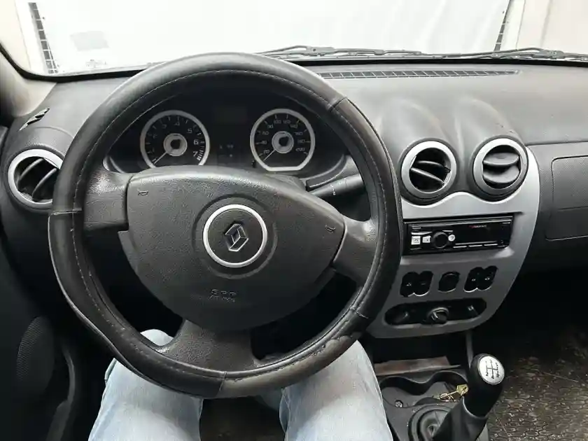 Renault Sandero Stepway 1.6 Confort 105Cv 2010 - foto 5