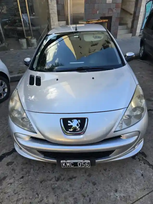 Peugeot 207 1.4 Xr 2011 - foto 2