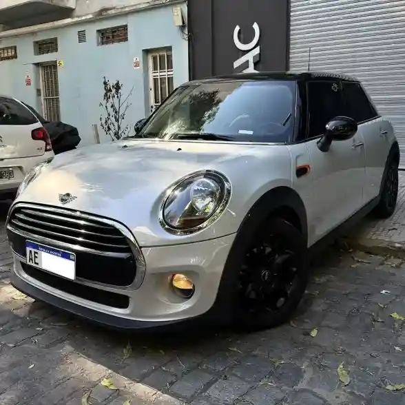 Mini Cooper 2019 - foto 1
