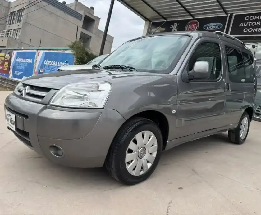 Citroën Berlingo Multispace 1.6 Xtr Hdi 92Cv 2015 - foto 1