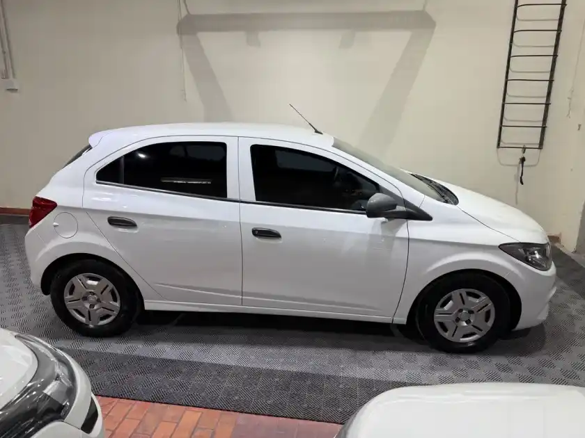 Chevrolet Onix 1.4 Joy Ls 98Cv 2018 - foto 4