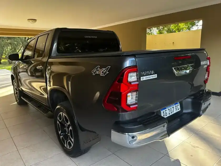 Toyota Hilux Pick-Up 2.8 Cd Srx 204Cv 4X4 At 2023 - foto 3