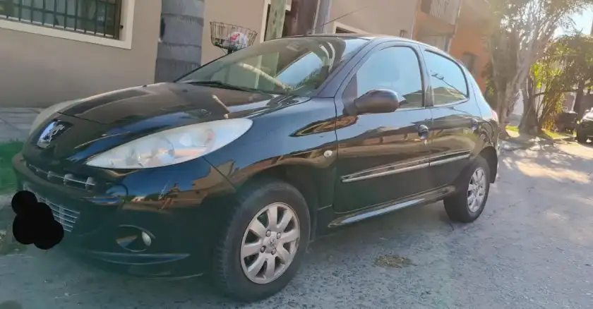Peugeot 207 Compact 1.4 Xs 2011 - foto 1