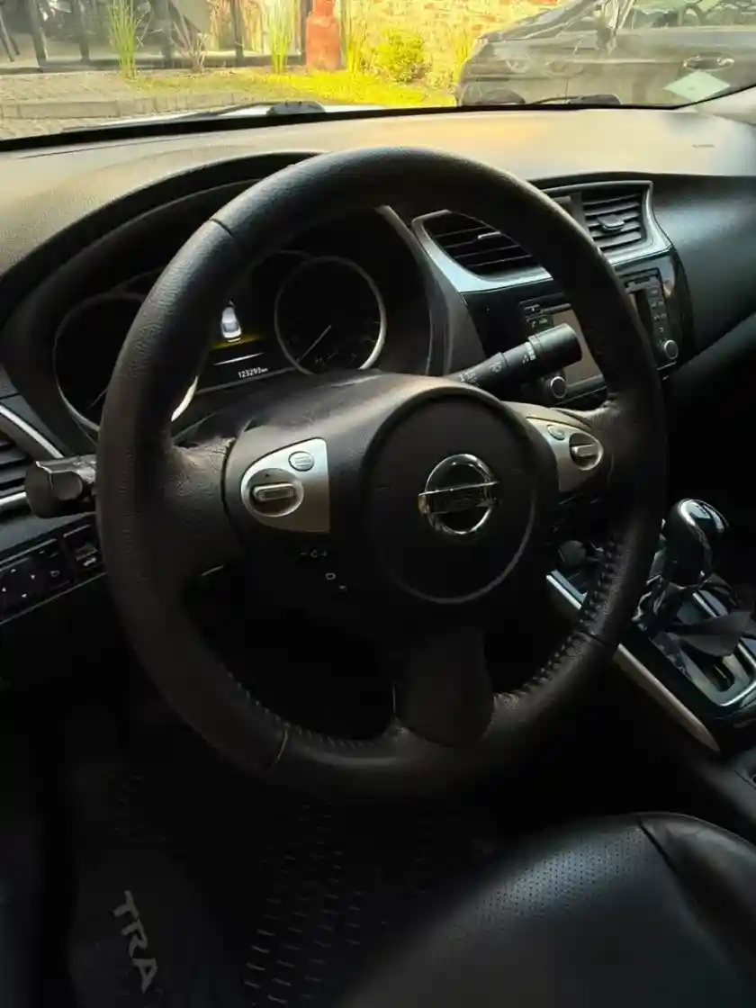 Nissan Sentra 2.0 Exclusive 2017 - foto 4