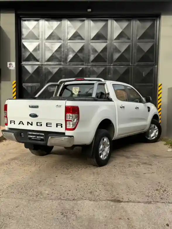 Ford Ranger 3.2 Cd Xlt Tdci 200Cv Manual 4X2 2018 - foto 4