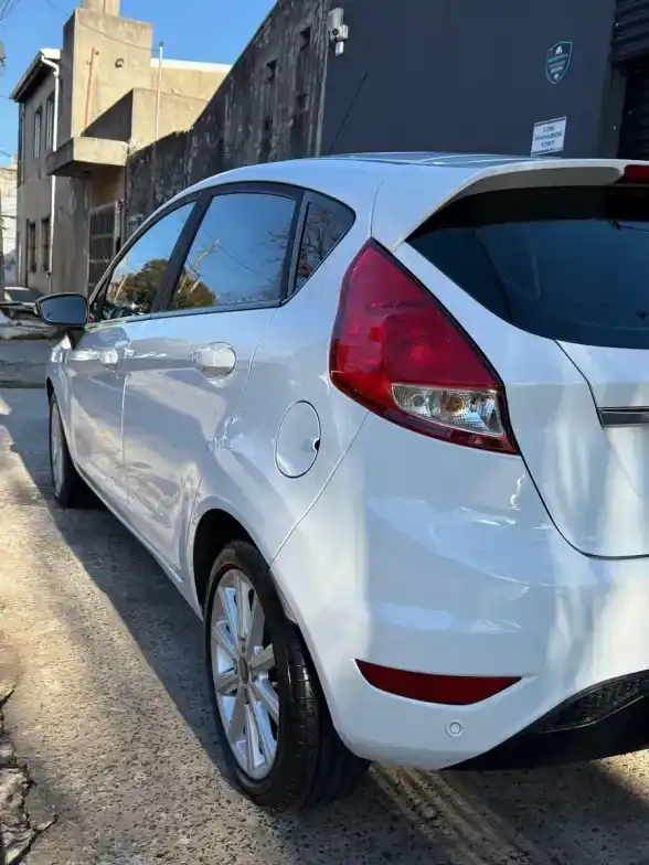 Ford Fiesta Kinetic 1.6 Se Plus Powershift 120Cv 2019 - foto 5