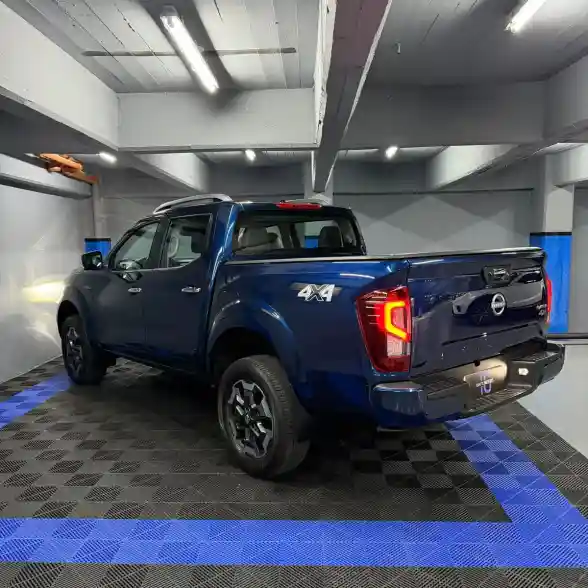 Nissan Frontier 2.3Bt Platinum 4X4 At L22 2023 - foto 5