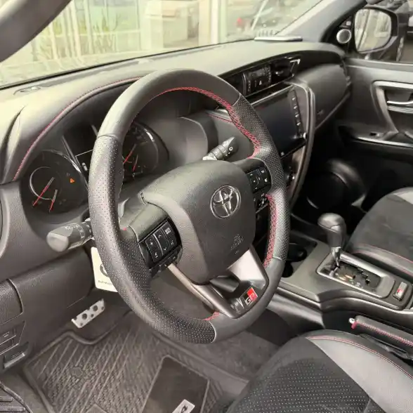 Toyota Sw4 2.8 Tdi Gr-S 4X4 7As 6At 2022 - foto 4