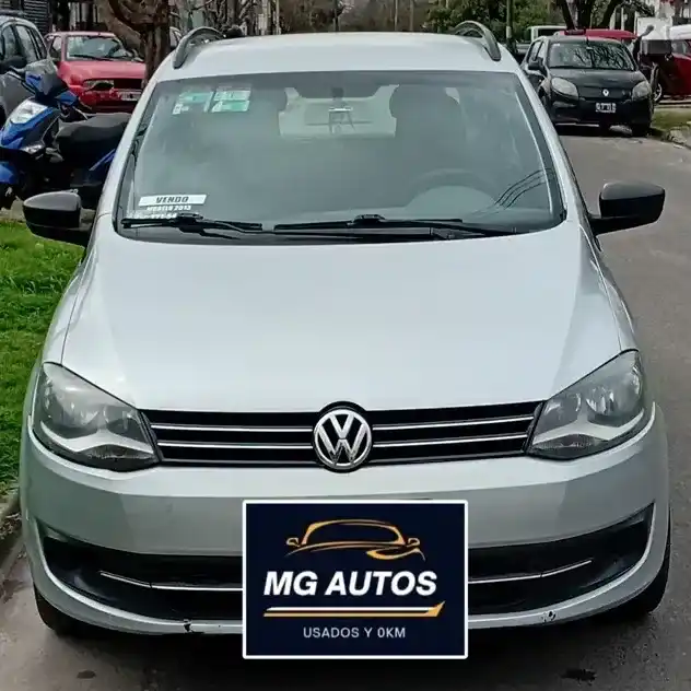 Volkswagen Suran 1.6 Comfortline 101Cv 2013 - foto 2