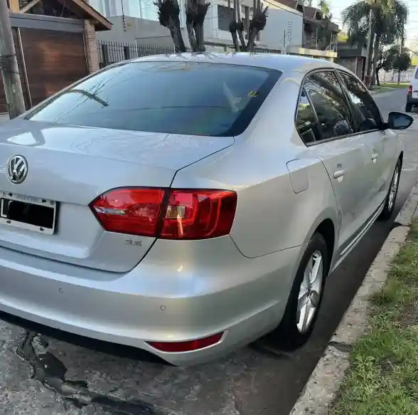 Volkswagen Vento 2.5 Luxury 170Cv 2012 - foto 3
