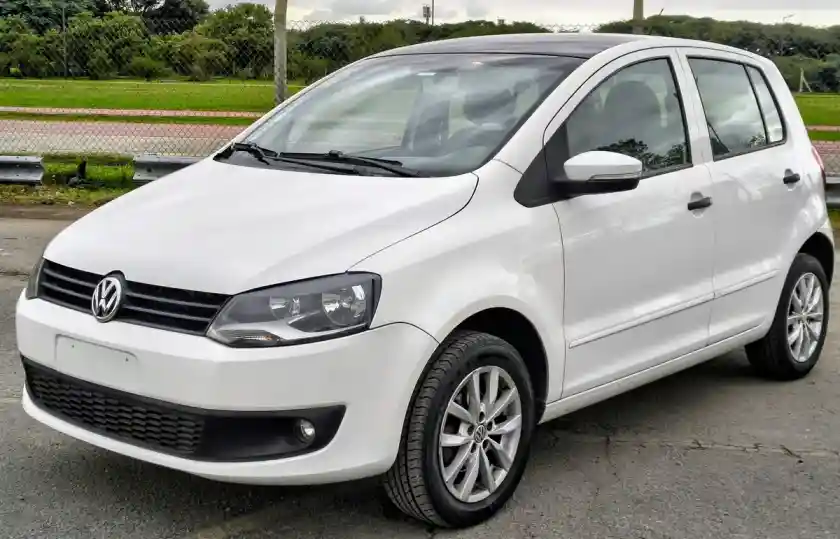 Volkswagen Fox 1.6 Comfortline Pack Saf 2014 - foto 2