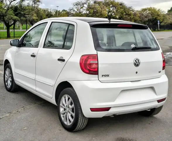Volkswagen Fox 1.6 Comfortline Pack Saf 2014 - foto 4