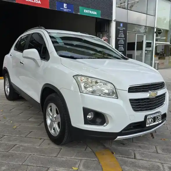 Chevrolet Tracker 1.8 Ltz Fwd Mt 140Cv 2014 - foto 2