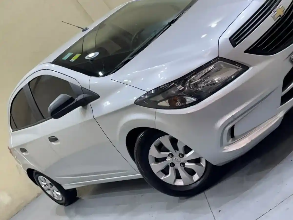 Chevrolet Onix 1.4 Joy Ls 2019 - foto 3