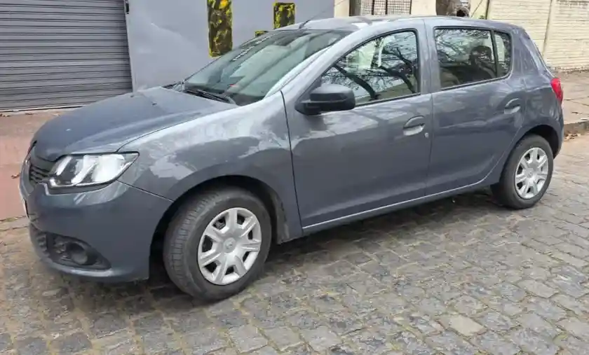Renault Sandero 1.6 Expression Pack 90Cv 2018 - foto 3