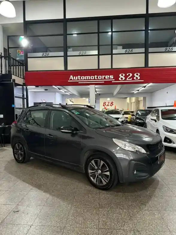 Peugeot 2008 1.6 Feline 2021 - foto 3