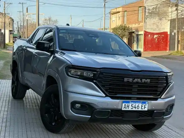 Ram Rampage 2.0 Laramie Night Edition Gme At9 4X4 2025 - foto 4