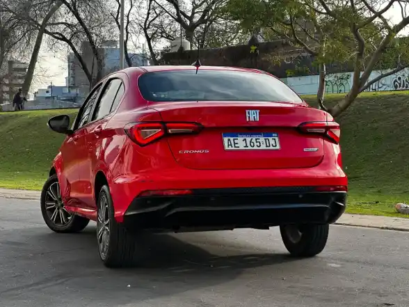 Fiat Cronos Precision 1 8 Mt 2022 - foto 4