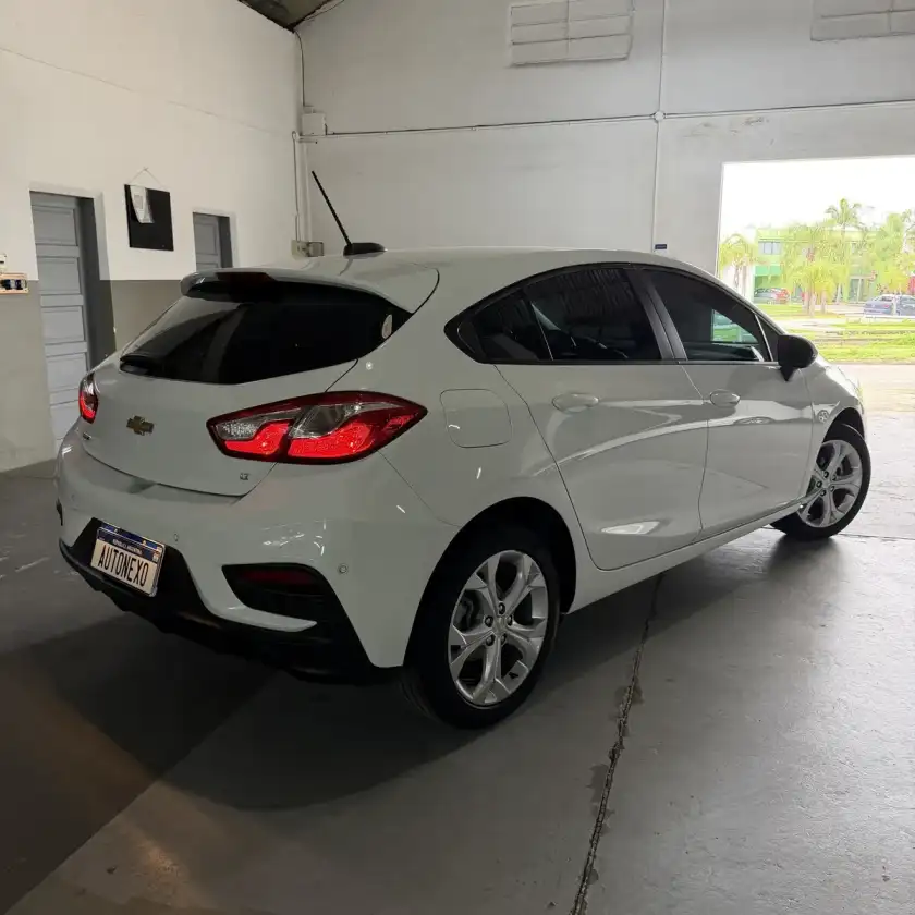 Chevrolet Cruze 5 1.4 Lt At 5P 2024 - foto 2