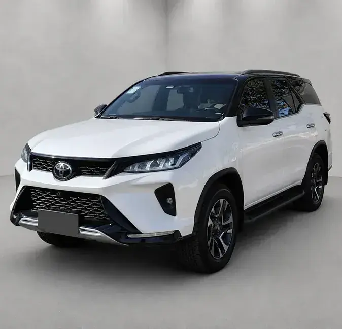 Toyota SW4 2023 - foto 1