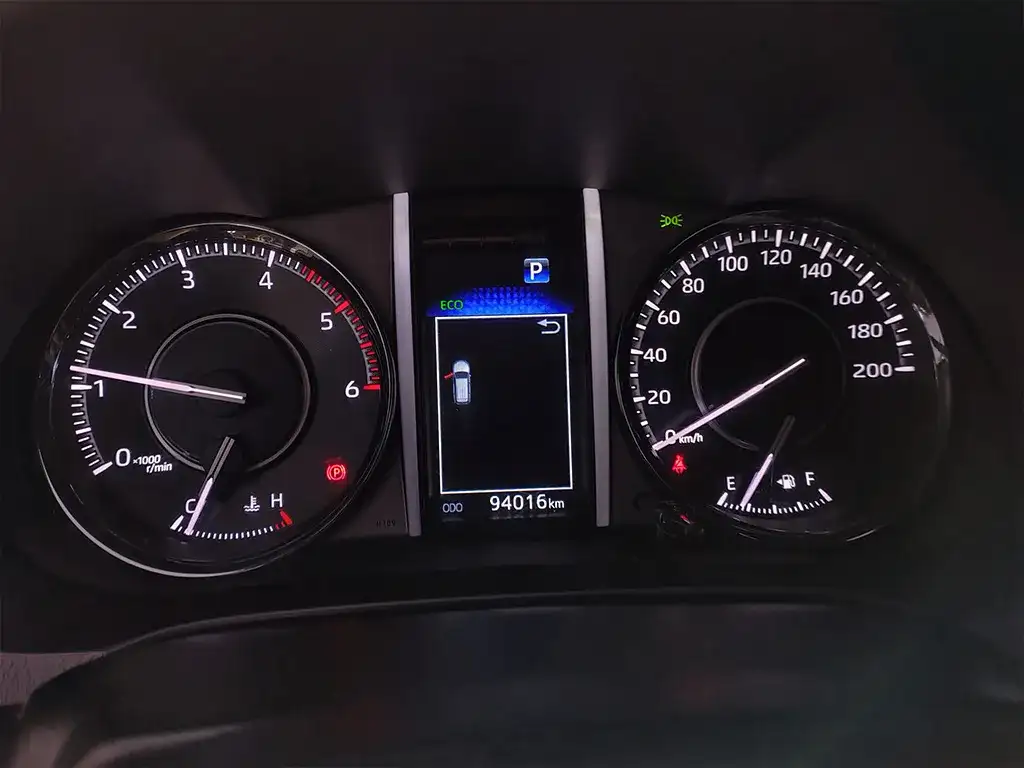Toyota Sw4 Hilux Tdi Diamond Aut L/21 2023 - foto 4