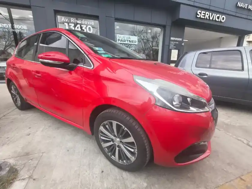 Peugeot 208 1.6 Feline 2017 - foto 2