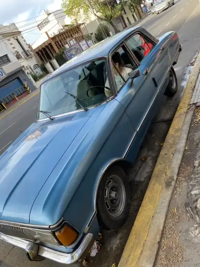 Ford Falcon 3.0 Lujo 1980 - foto 2