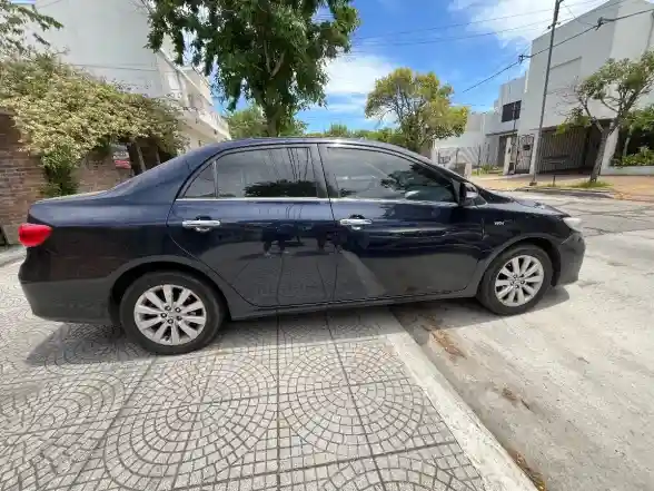 Toyota Corolla 1.8 Se-G At 2011 - foto 4