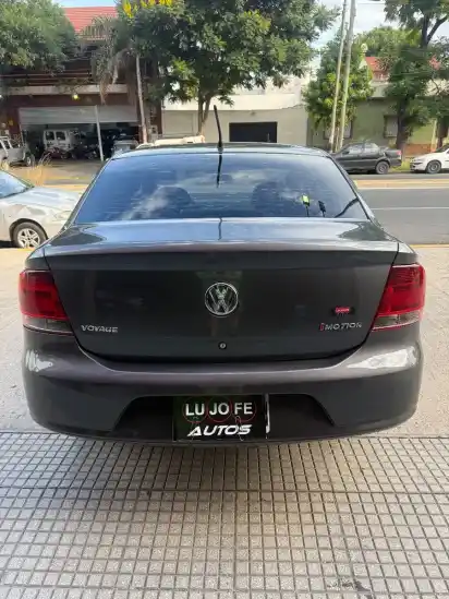 Volkswagen Voyage 1.6 Comfortline Imotion Plus 2011 - foto 5