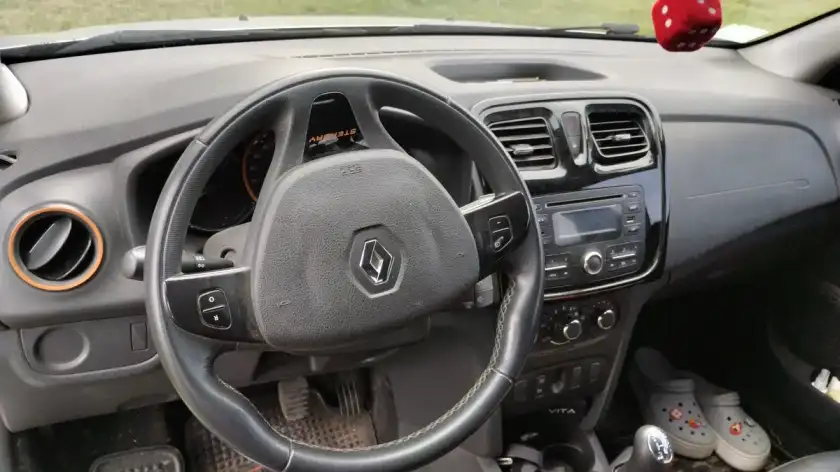 Renault Sandero Stepway 1.6 Dynamique 105Cv Nac 2017 - foto 3