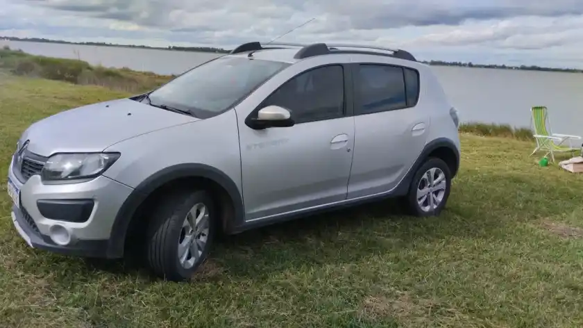 Renault Sandero Stepway 1.6 Dynamique 105Cv Nac 2017 - foto 5